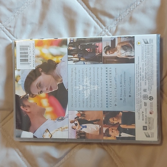 The Crown Second Season on DVD - Picture 2 of 3